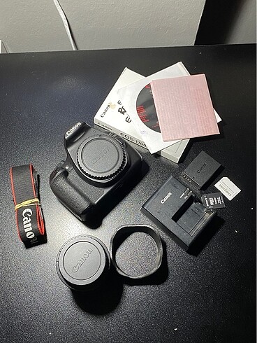 CANON 1200D profesyonel fotoğraf makinası