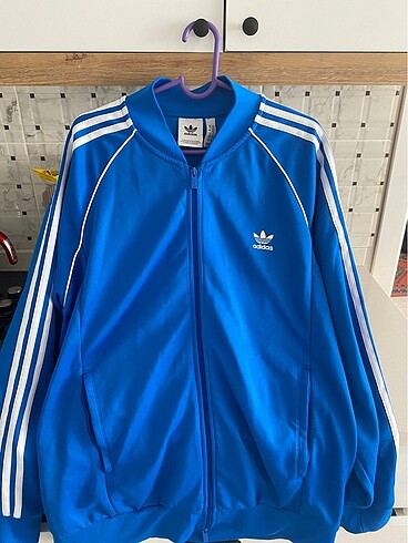 adidas hirka