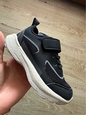Zara Spor ayakkabı