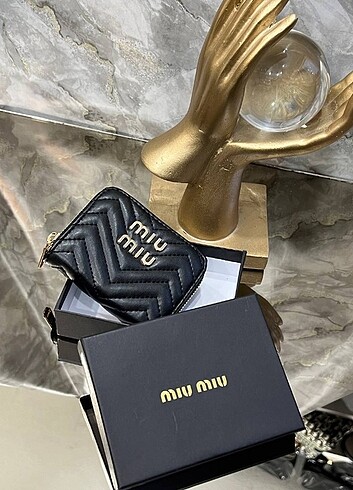 Beden çeşitli Renk MIU MIU CÜZDAN