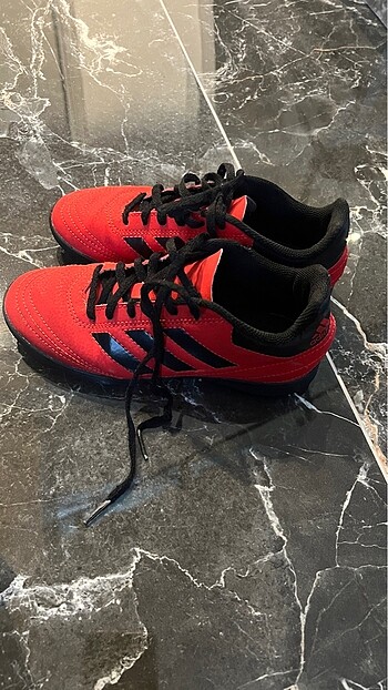 orijinal adidas futbol ayakkabısı