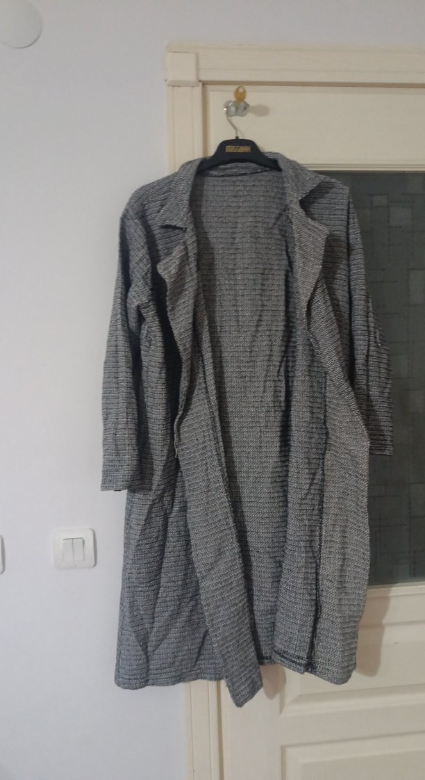 Gri Düğmeli Keten Kadın Midi Kaban - Görsel 3