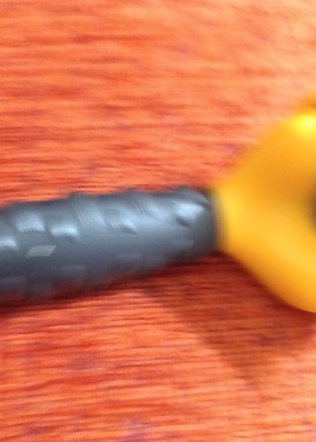 Sarı Kedi Tüy Toplama Tarağı - Görsel 4