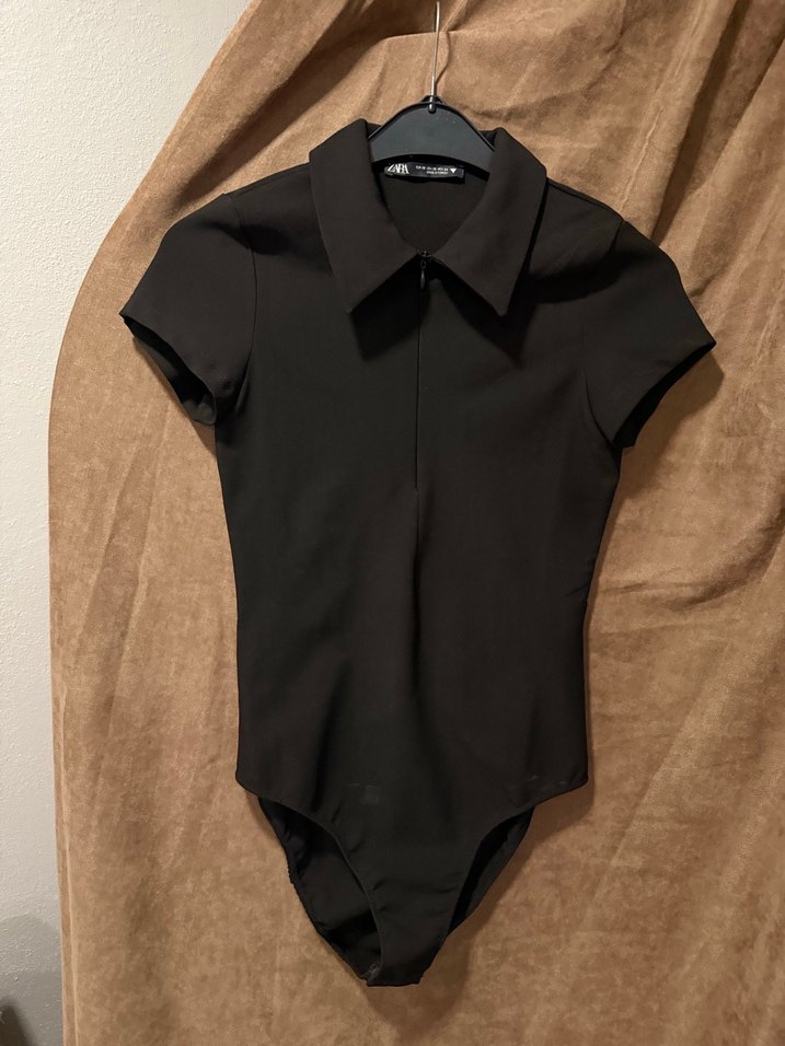 Zara Siyah Kısa Kollu Yakalı Kadın Bluz - Görsel 2