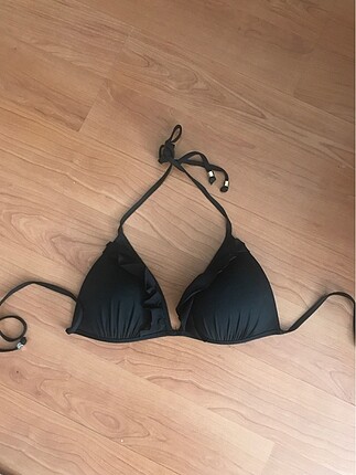 Bikini üstü