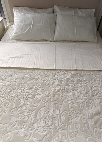 Hanımeli dantelli battaniye takımı  - Görsel 2