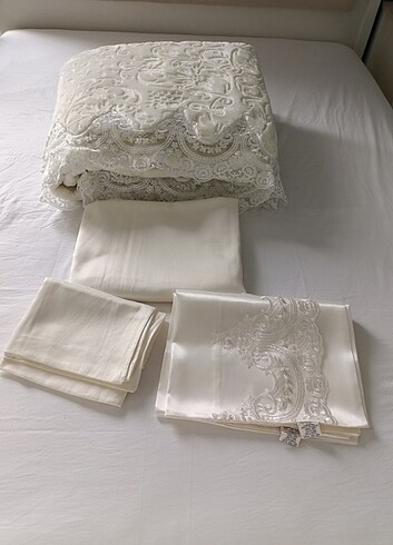 Hanımeli dantelli battaniye takımı  - Görsel 3