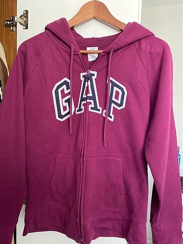 Gap swettşört
