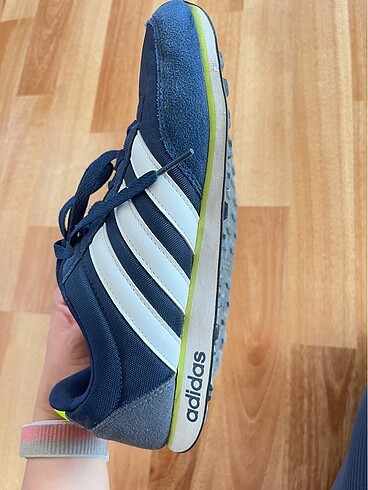 39 Beden Adidas spor ayakkabı
