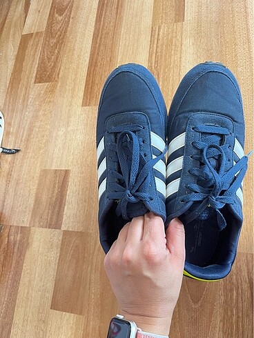 Adidas spor ayakkabı