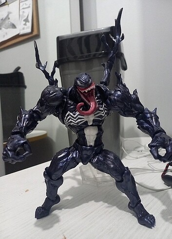 Beden Venom figür marvel legends