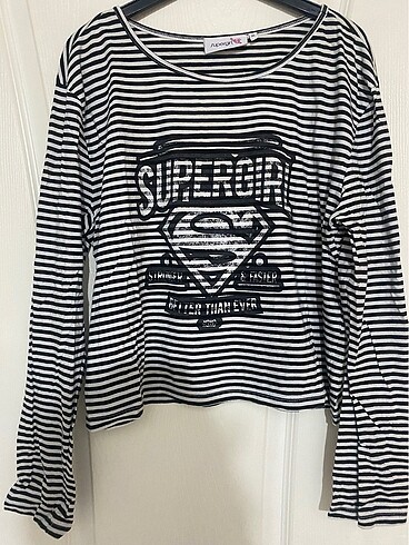 Supergirl sweat