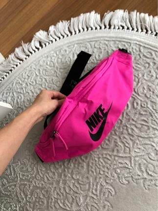 Nike bel çantası hiç kullanılmadı
