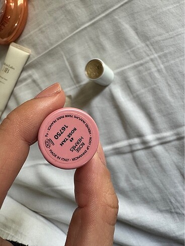 Beden Hermes dudak balmı rose tan rengi