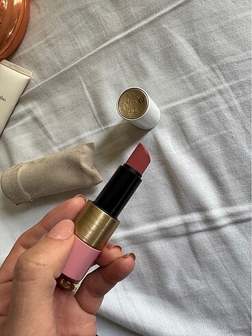Hermes Hermes dudak balmı rose tan rengi