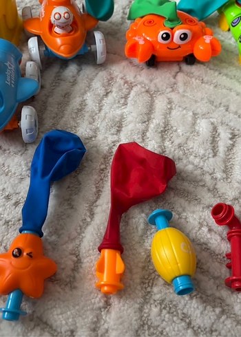 Renkli Balon Pompası ve Oyuncak Seti - Görsel 8