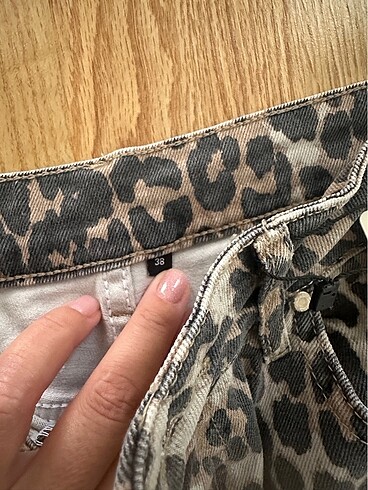 38 Beden Trendyol Milla Leopar pantolon