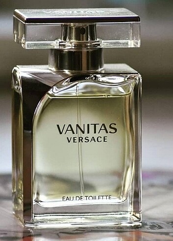 Versace Vanitas