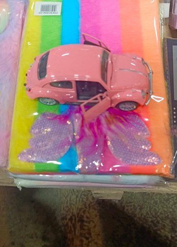 Renkli Pembe Oyuncak Araba