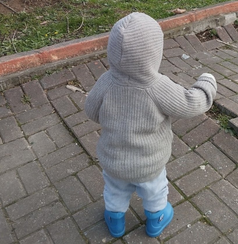 Gri Kapüşonlu Erkek Bebek Şişme Mont - Görsel 2