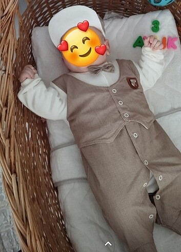 Bebek kıyafeti