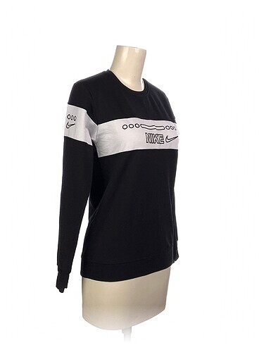 Diğer PreLoved Sweatshirt %70 İndirimli.