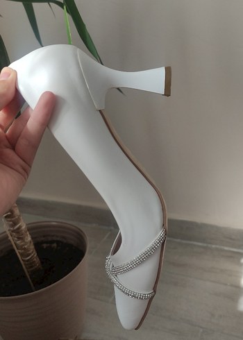 Diğer Beyaz Stiletto Topuklu Kadın Abiye Ayakkabı