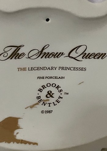 Karlar kraliçesi biblo - Görsel 8