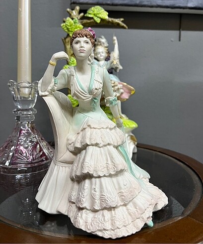 Coalport leydi biblo