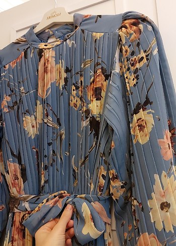 Bohem Çiçekli Uzun Kollu Plise detaylı Mavi Elbise - Görsel 2