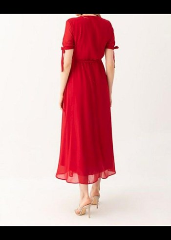 Kırmızı V Yaka Uzun Şifon Elbise - Görsel 2