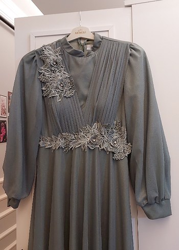 Yeşil Nakışlı Uzun Abiye Elbise - Görsel 2