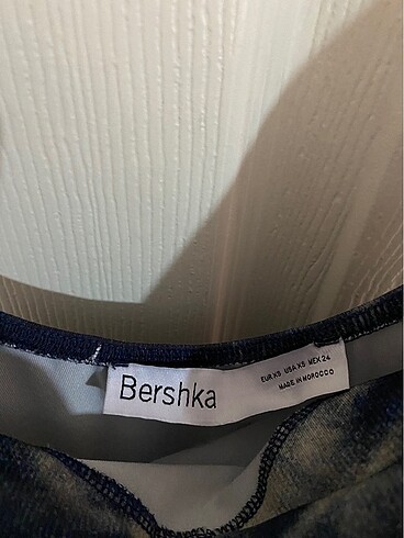 xs Beden çeşitli Renk bershka batik desen elbise