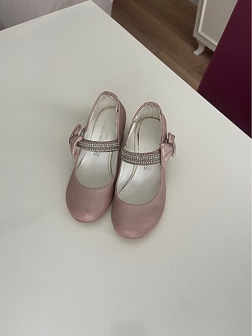 Kız çocuk topuklu ayakkabı - Görsel 3