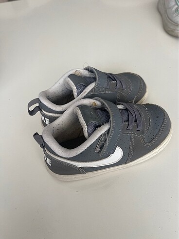 Nike spor ayakkabısı - Görsel 2