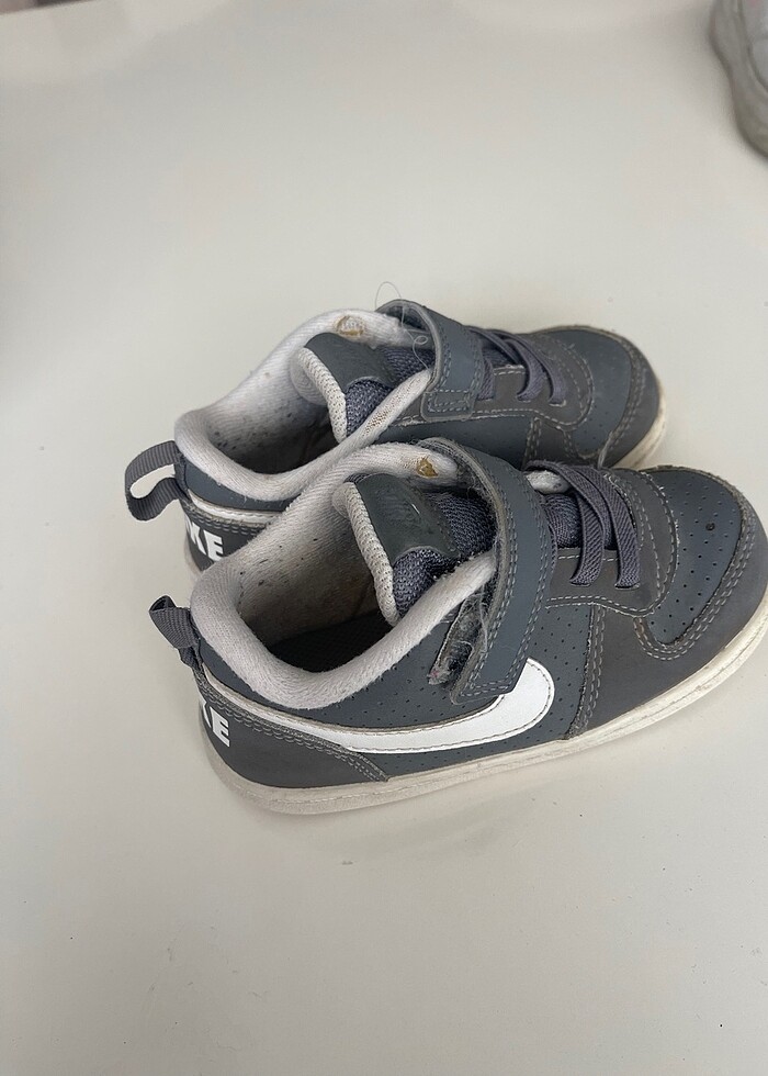 Nike spor ayakkabısı - Görsel 2