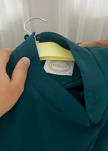 Düğün için alt üst pantolon takım