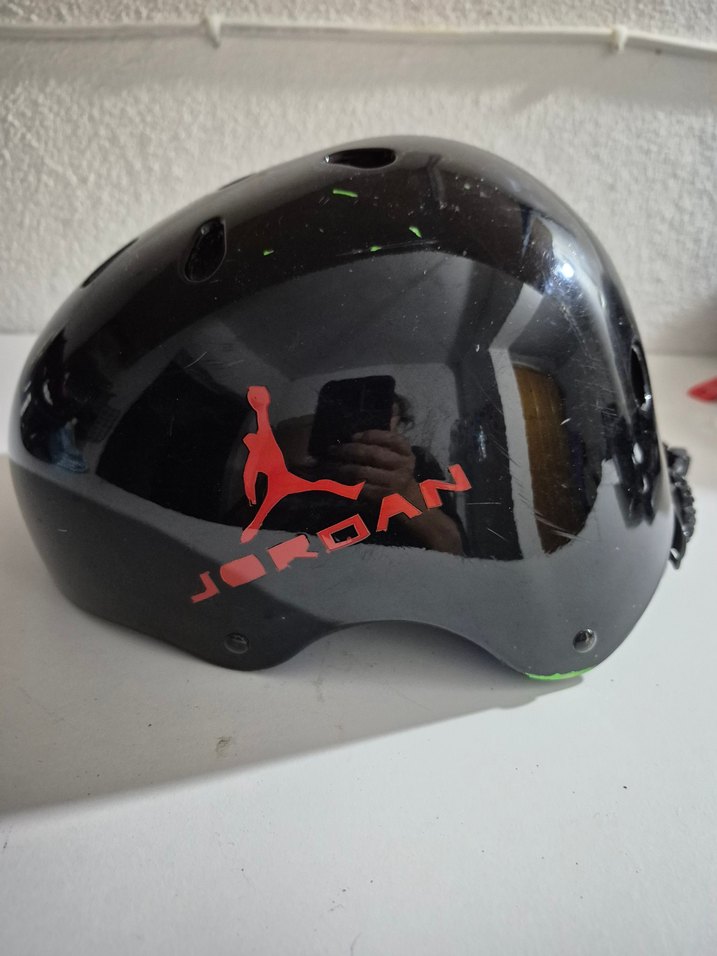 Siyah Air Jordan Biker Kask - Görsel 3