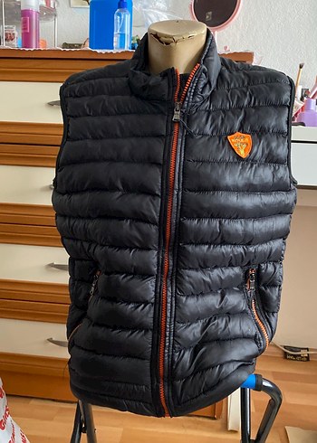 Siyah Fermuarlı Erkek Yelek