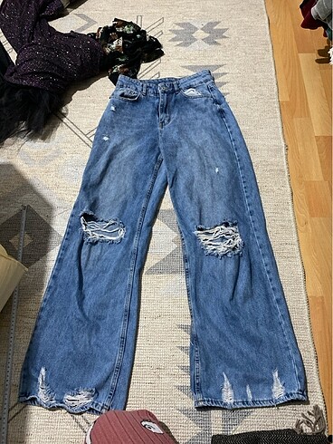 Zara Yırtmaçlı kot pantolon