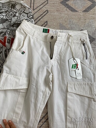 Zara Beyaz cepli pantolon