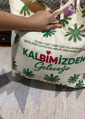 Zara Erkek Çocuk Kırmızı Baskılı Tişört