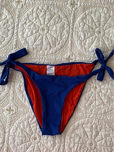 34 Beden bağlamalı bikini altı
