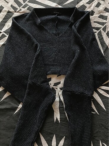 trendyol crop kazak