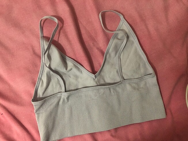 Urban Outfitters Askılı crop top