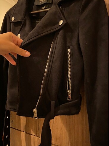 xs Beden siyah Renk Pull&Bear Crop Süet Deri Ceket