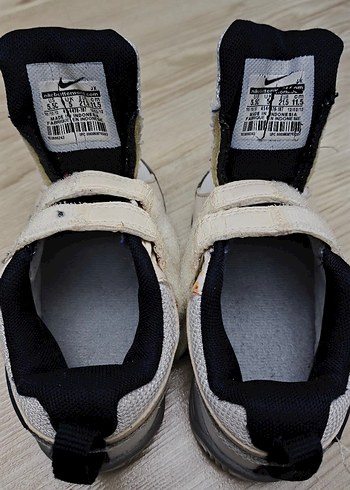 Nike Erkek Çocuk Spor Ayakkabısı 21,5 numara - Görsel 3