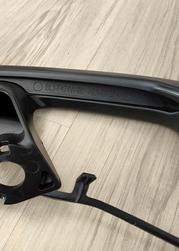 X Max 250-300-400 arka tutamaç
2018-2024 uyumlu - Görsel 4