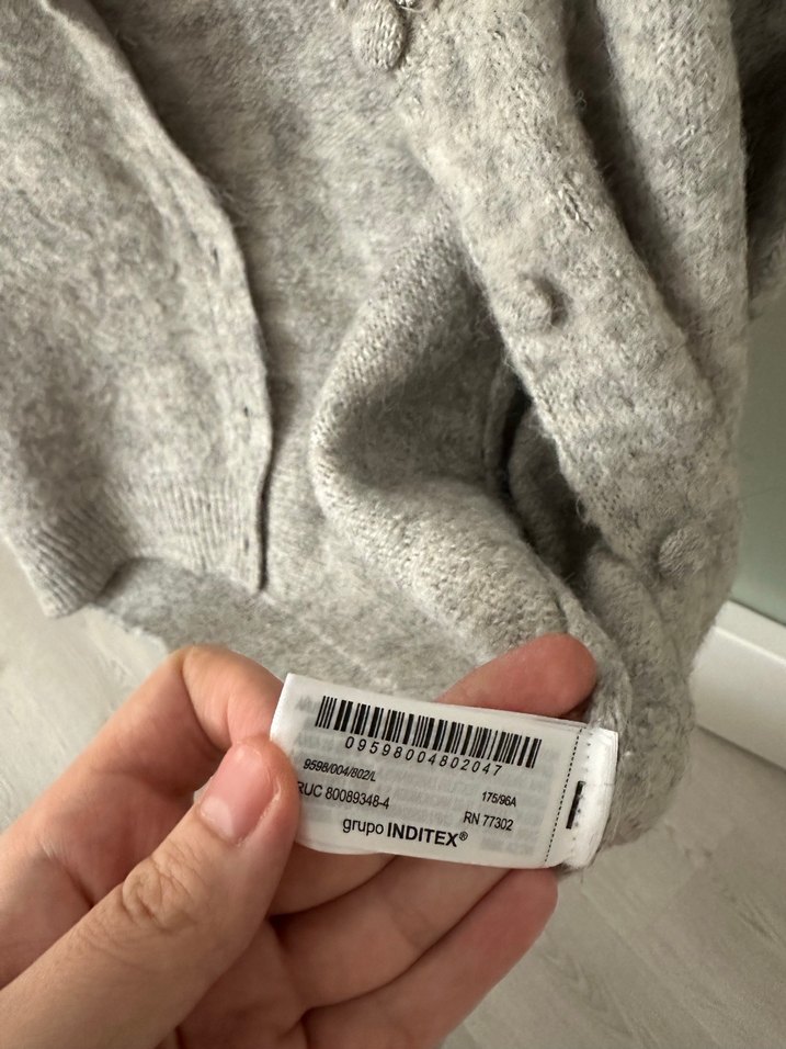 Kız Çocuk Gri Örgü Hırka - Görsel 4