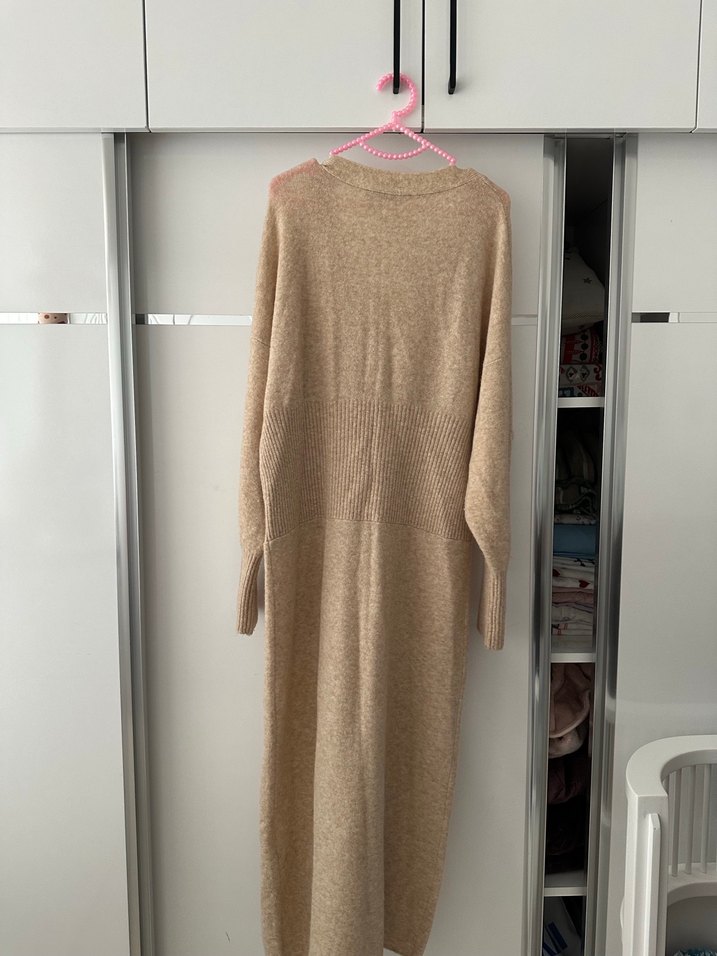 Bej Uzun Kollu Örgü Kadın Hırka - Görsel 3